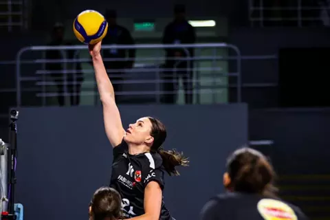 كرة طائرة.. مصدر بالأهلي ليلا كورة: فسخ عقد المحترفة إيوانا باتشيو